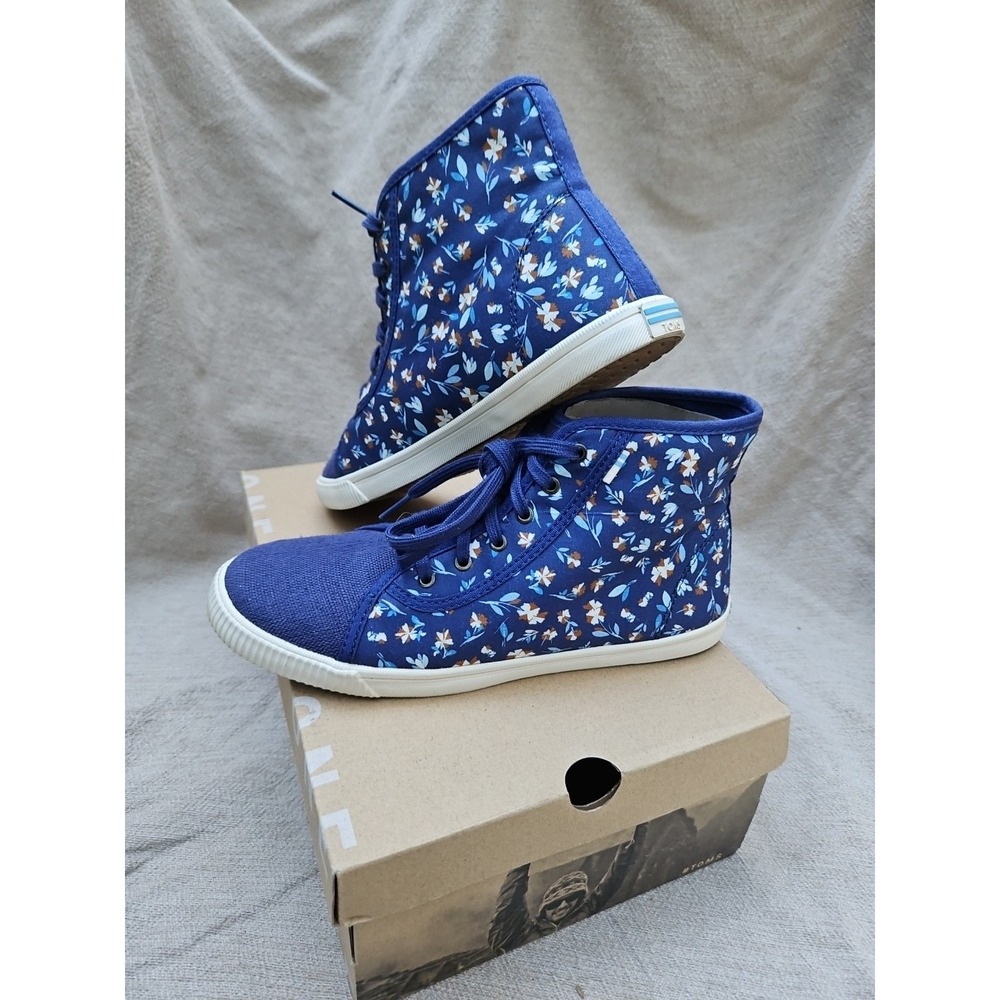 TOMS Camarillo High Top Sneakers Shoes Cobalt Blue Vintage Flowers‎ 7.5